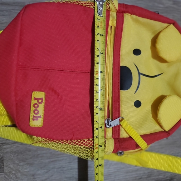 Disney Baby Winnie the Pooh Backpack with Harness - Picture 3 of 6